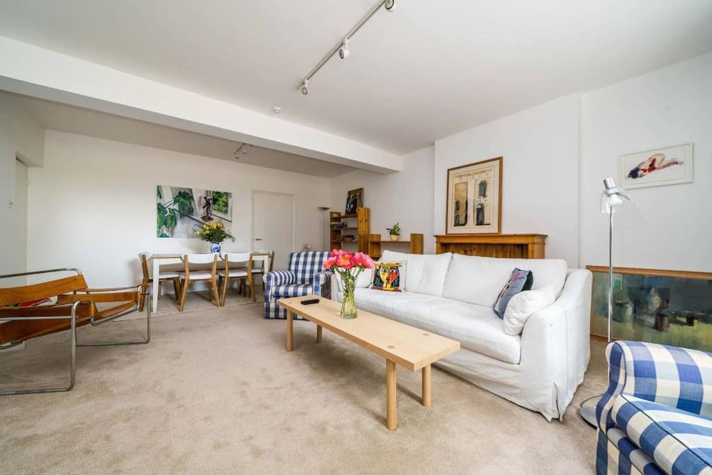 Spacious 2 Bed Garden Flat By The Thames+parking Appartamento *